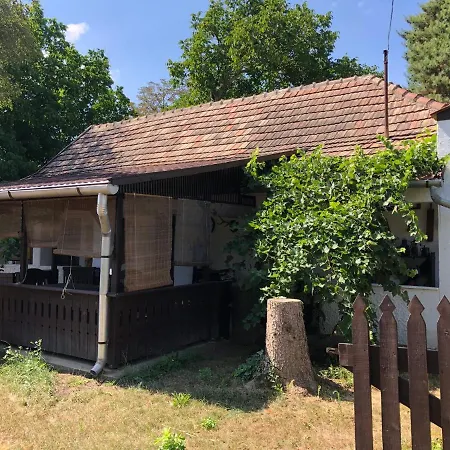 Holiday home Tiszakanyar Vendeghaz